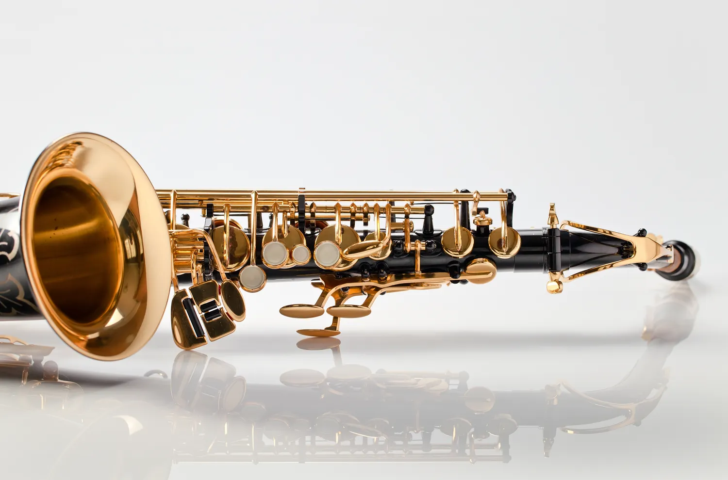 Jak dokładnie wyczyścić saksofon?